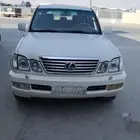 للبيع جيب لكزس 2001