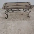 طاولة قزاز طويلة