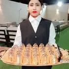 يوجد قهوجيين وصبابيين وقهوجيات وصبابات داخل الرياض