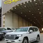 لاند كروزر هدد 3 ابيض 2025 تنفس طبيعى 4000 سي سي