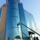 تنظيف واجهات الزججيه وا نضافه الفندق...