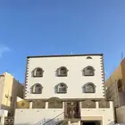 للبيع عمارة سكنية في حي الجال بمدينة الطائف ع شارع 20 م