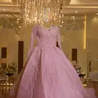 للبيع فستان ملكة