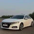 اكورد 2018 مكينه كبيره 2.0 ( ماشي 140 الف ) .