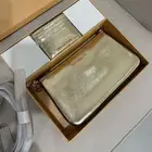 شنطة مايكل كورس ذهبي   أصلية