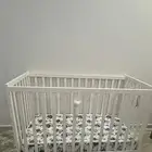 سرير اطفال بحاله جيده جدآ