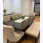 طاولة طعام