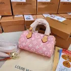 شنطة وردية ماركة لويس موديل جديد شنطات فيتون بني اسود فويتون