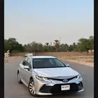 كامري 24 ماشيه فقط 14 الف كيلو و رينو 19 م فقط 50 الف كيلو