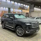 عرض خاص تويوتا لاندكروزر GXR L4 بنزين موديل 2025 لوحات