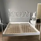 سرير ايكيا نفر و نص نظيف و سليم للبيع ب 700 بدون مرتبة