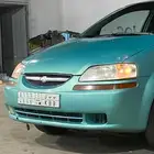 لوحة مميزة مع اوراقها جديدة