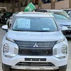 ميتسوبيشي اوتلاندر 4 4 نص فل 7 راكب 2025