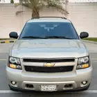 إلا يدور سيارة عائلية ونظيفه وسعرها معقول