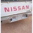 اللبيع نيسان ددسن موديل 90 تحمل لوحه مميزه