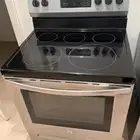 فرن kelvinator كهربائي شبه جديد استخدمته شهرين فقط ب 1500