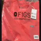 تيشيرت سكراب طبي من figs جديد مانلبس