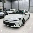 تويوتا- كامري- LE -هايبرد- 2025-بطاقه - ابيض