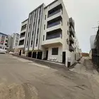 للبيع شقه علويه بدرج داخلي لسطح ابها حطين مقابل كبري المطار