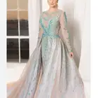 فستان من فؤاد سركيس