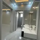 للبيع شقة دور ارضي مدخل خاص 5 غرف كبيرة بالرانوناء