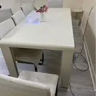 طاولة طعام