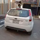 للبيع سيارة فورد فيجو