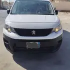 فان بيجو ثلاجة