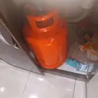 اسطوانه للبيع فيها تحت النصف