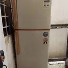 ثلاجة كبيره على الشرط