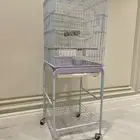 قفص ببغاء كبير بعجلات