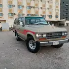 للبيع جيب موديل 89 مخزن ونضيف جدا