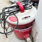 مكنسه كهربائية