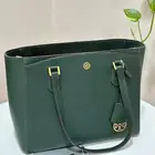 شنطة مستعملة ماركة tory burch