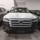 لاندكروزر جي اكس ار4 بنزين (ابيض2025)