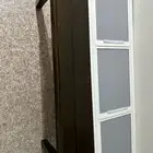 طاولة ومراية