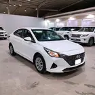 للبيع اكسنت 2023
