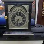 لوحات جداريه فخمه وساعه طاوله وشمعدان 2 وابجوره ومزهريه