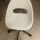 كرسي ايكيا بحالة جديده