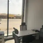 مكتب لشخص او اثنين