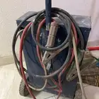 شاحن بطاريات السيارات امريكي