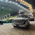 لاندكروزر GXR L3 موديل 2025 (ذهبي -رمادي -اسود)