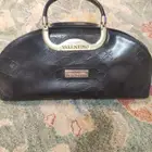 شنطة فلنتينو مستخدمه