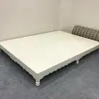 طاولة خشب كبيره