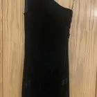 فساتين زارا