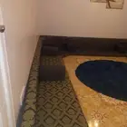 جلسة ارضية نظيفة خالية من العيوب