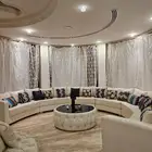 كنب دائري جلد ابيض