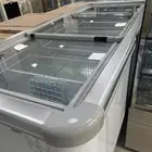 عرض فريزر زجاج