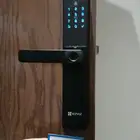 فتح ابواب ذكية فتح قفل ذكي فك باب قفل بصمة تركيب برمجة بصمة