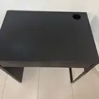 للبيع كرسي قيمنق مع طاولة